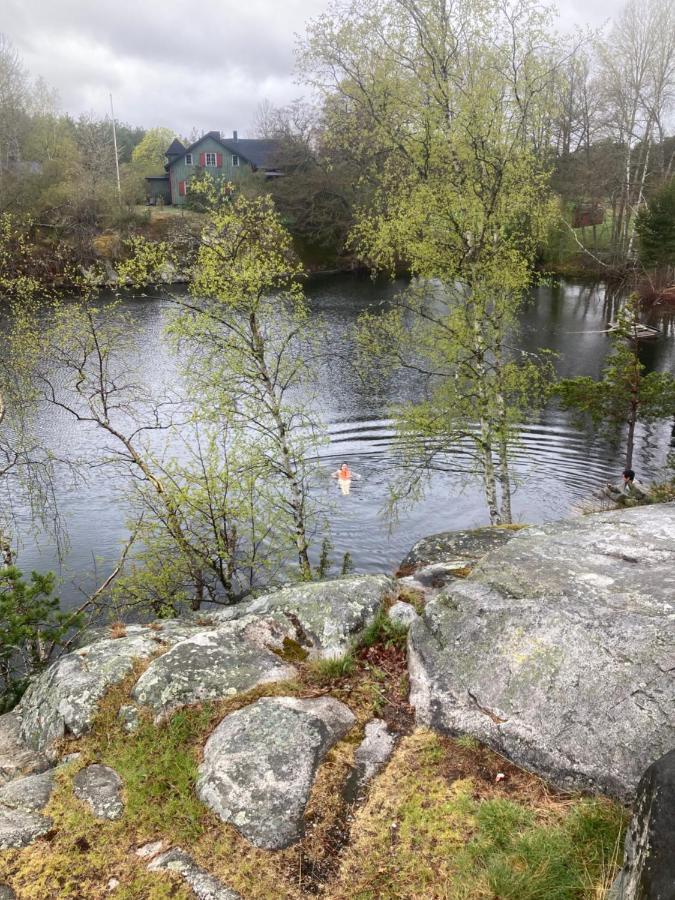 Beautiful Home Away From Home Near Stockholm City 살트헤바덴 외부 사진