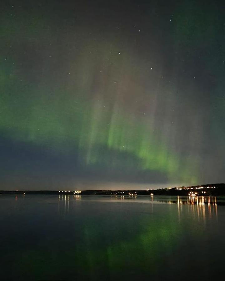 Beautiful Home Away From Home Near Stockholm City 살트헤바덴 외부 사진